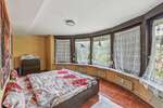 Vielseitiges Zweifamilienhaus mit Ausblick und Garten - Mehrfamilienhaus, Wohnhaus Weilrod | Angebot:21142457